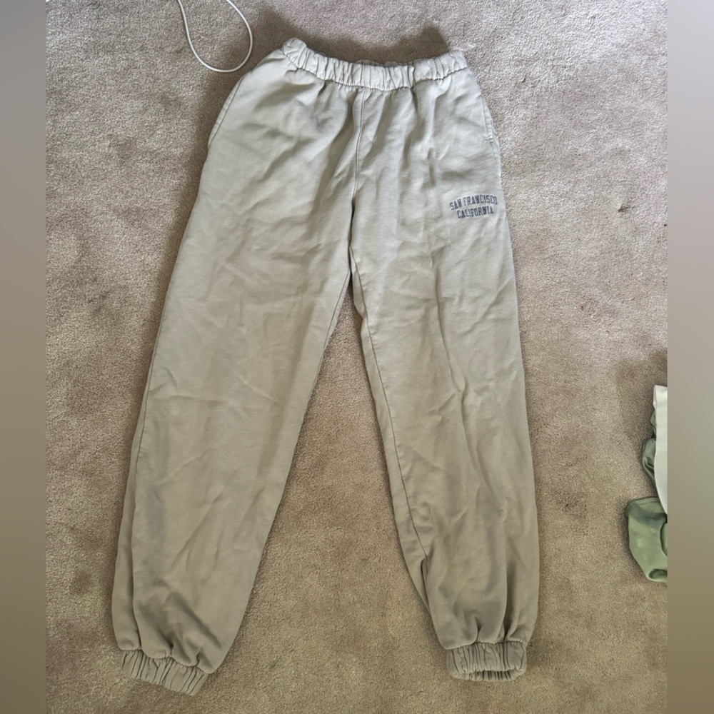 Brandy Melville/John Galt Sweatpants (One Size)